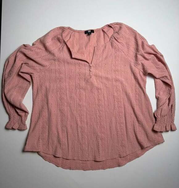Frye Tops - Frye Women's Rose Mauve Boho Knit Long Sleeve V Neck Pullover Blouse Large